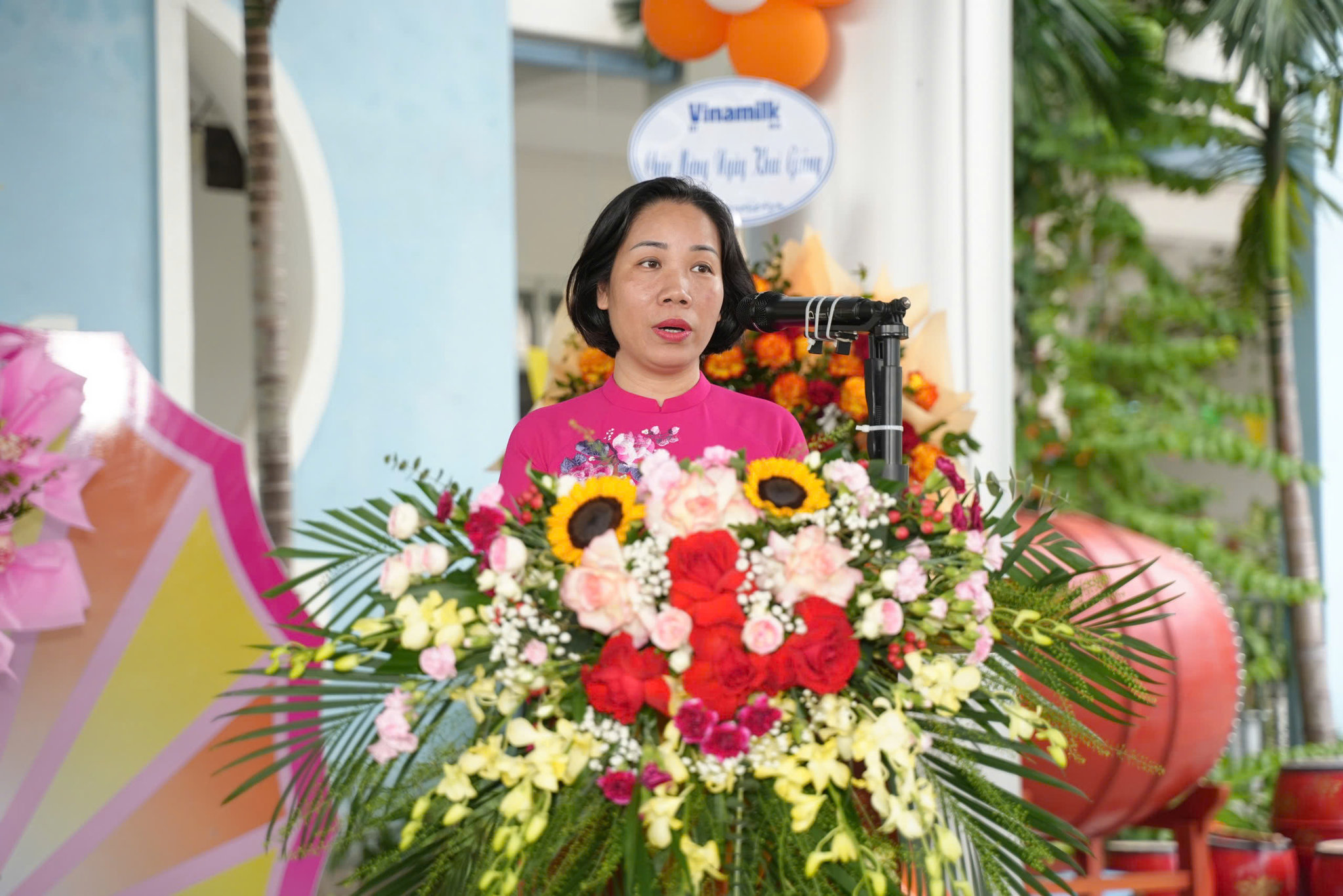 Ảnh 6. Đại biểu Đỗ Thị Ngân - UVBTV-PCT Hội đồng ND phường Tây Tựu