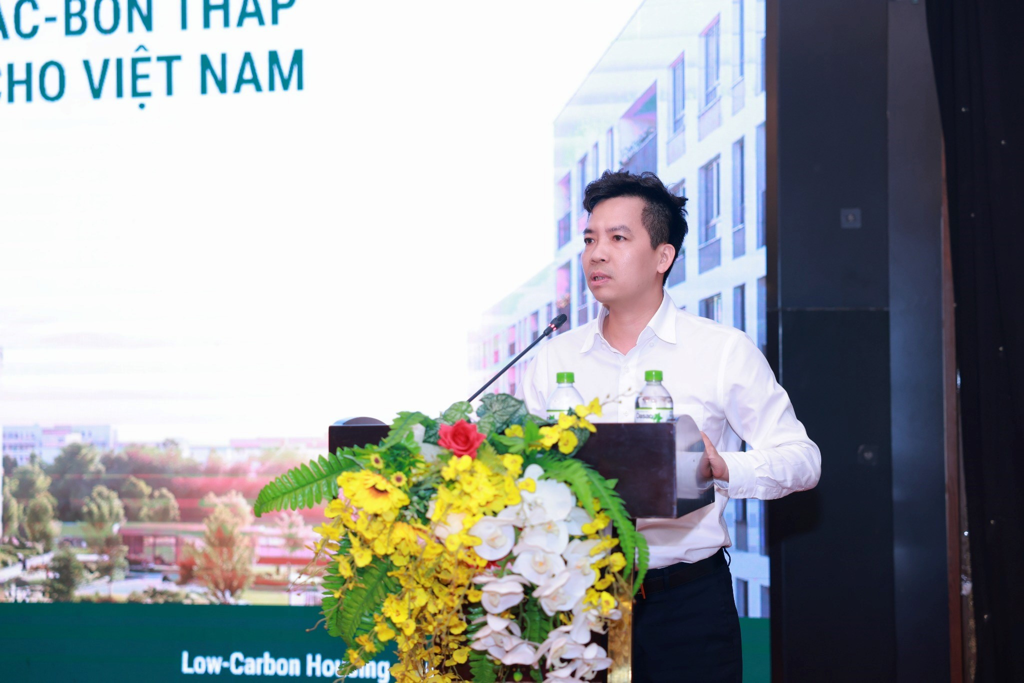 ảnh Ông Hà Quang Hưng, Phó Cục trưởng Cục Quản lý nhà và thị trường bất động sản – Bộ Xây dựng