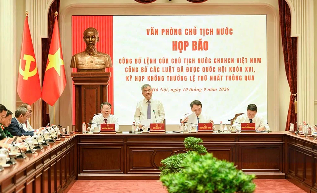 cong-bo-luat-2-1789013439220182487733.webp