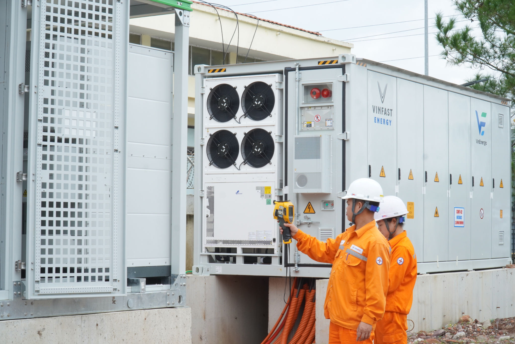 Hệ thống pin lưu trữ năng lượng (BESS) tại Bắc Ninh góp phần tăng khả năng điều tiết, hỗ trợ lưới điện trong những thời điểm phụ tải tăng cao