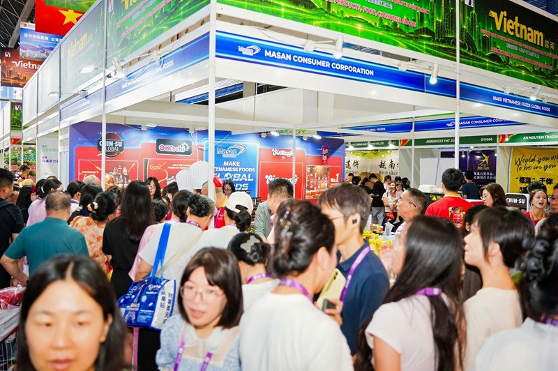Masan Consumer giới thiệu các sản phẩm chủ lực đến từ thương hiệu CHIN-SU, Nam Ngư, Omachi, Vinacafe và Wake-Up tại CAEXPO 17-21.9 (2)