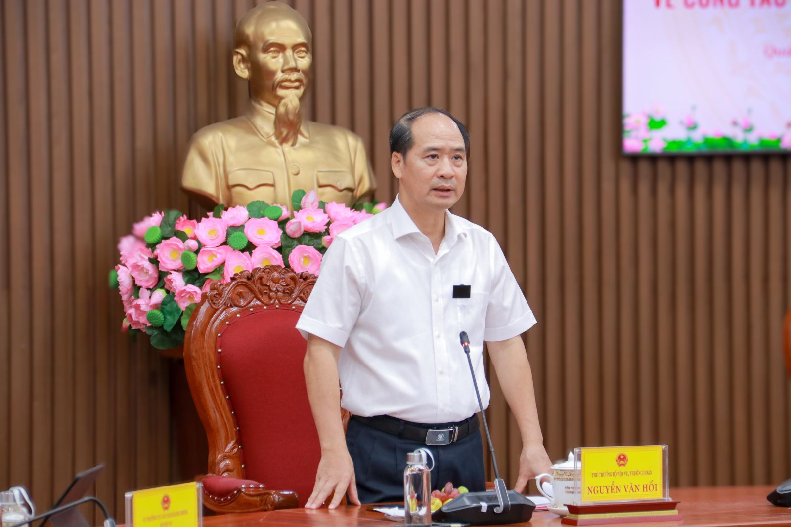 Thứ trưởng Bộ Nội vụ Nguyễn Văn Hồi phát biểu tại buổi làm việc