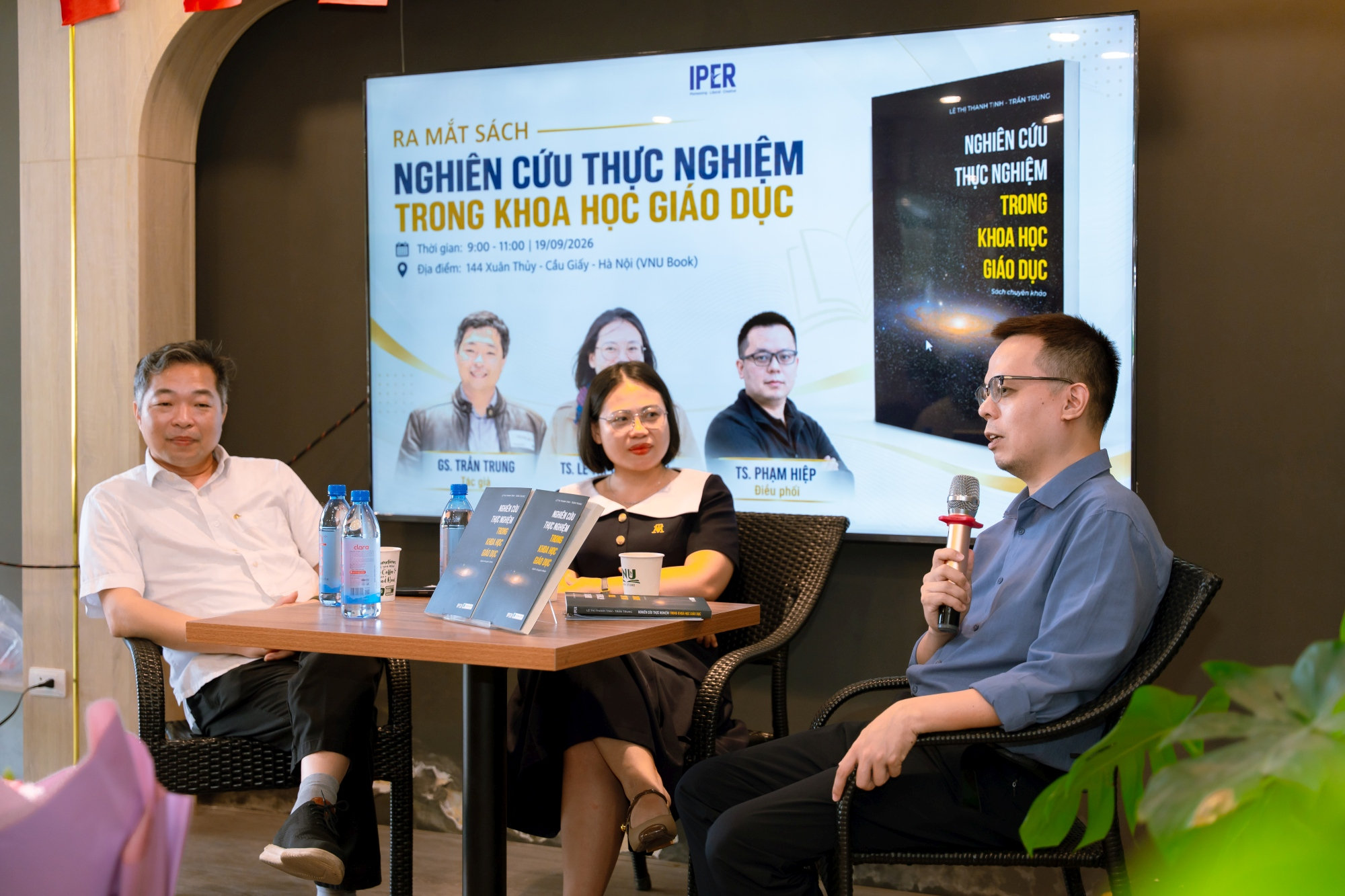 ảnh tọa đàm