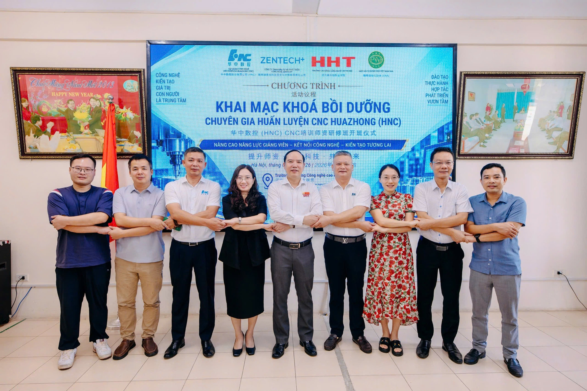 ảnh HHT khai giảng (5)