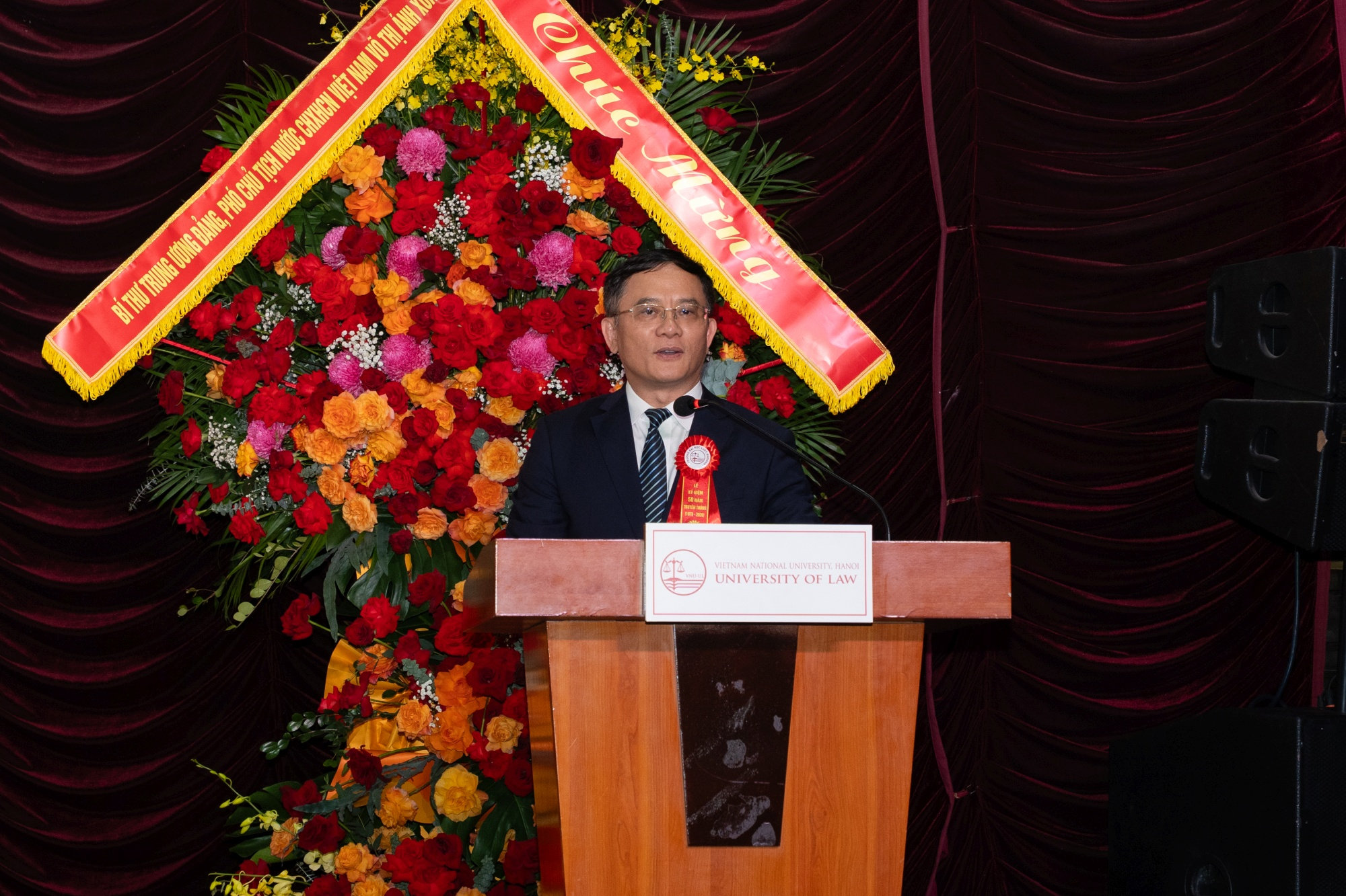 ảnh thầy Vinh