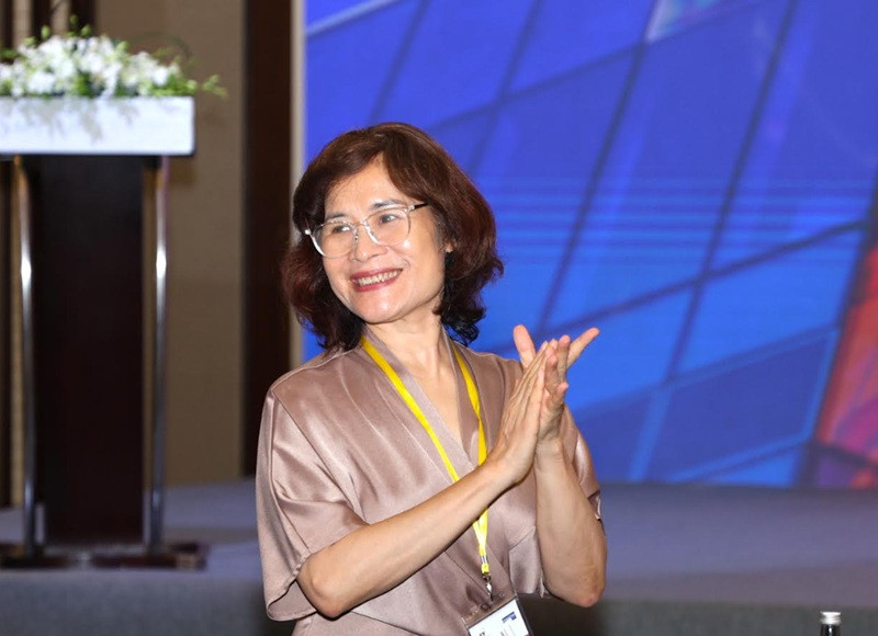 Bà Hương Vũ
