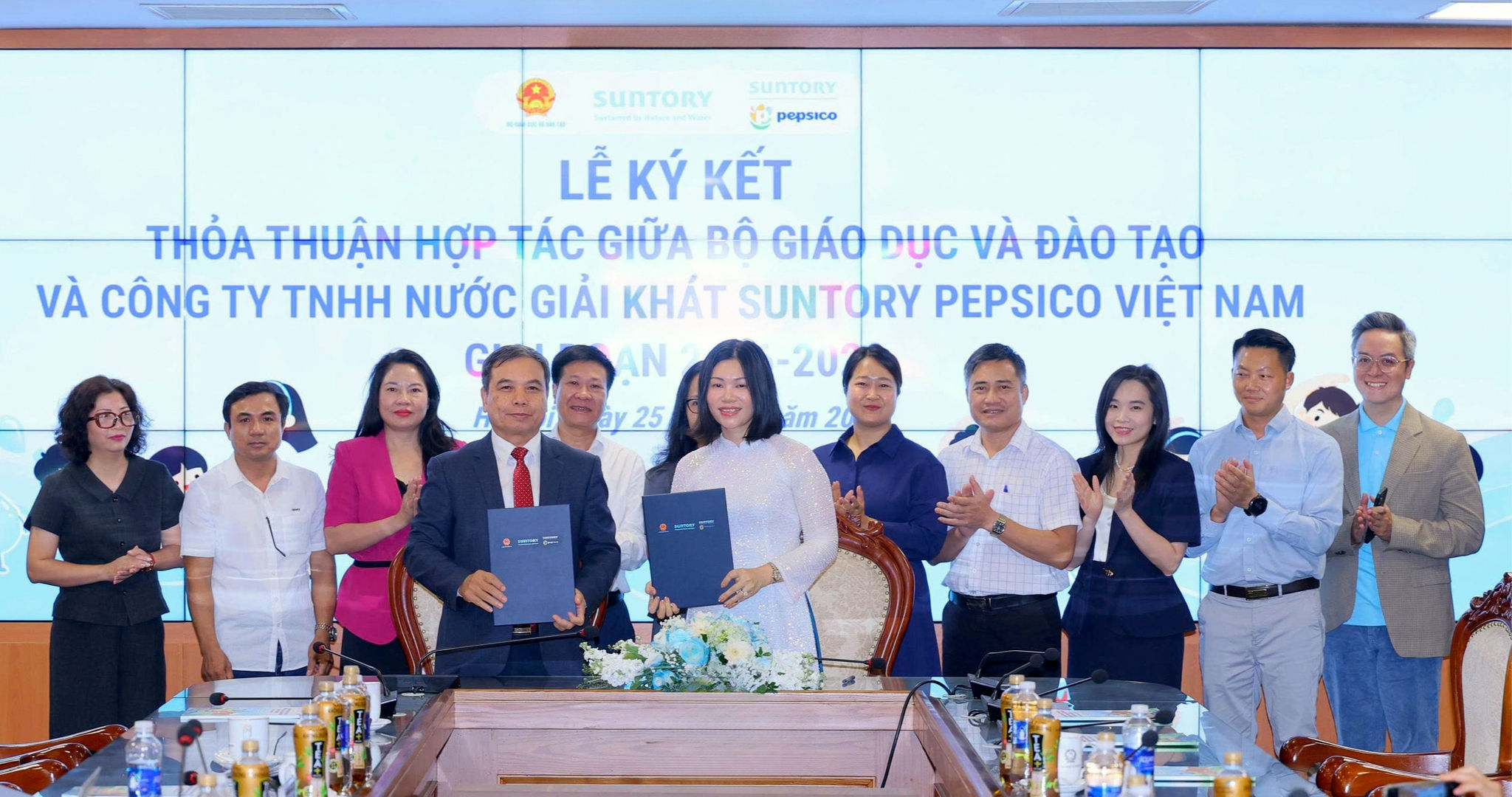 Ảnh ký kết