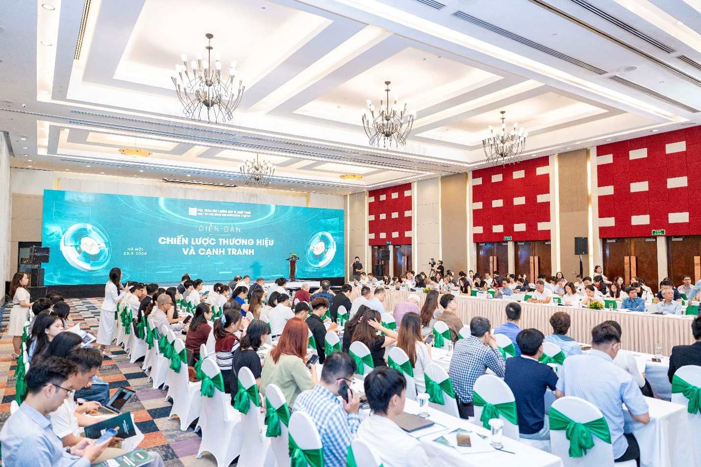 Toàn cảnh Diễn đàn
