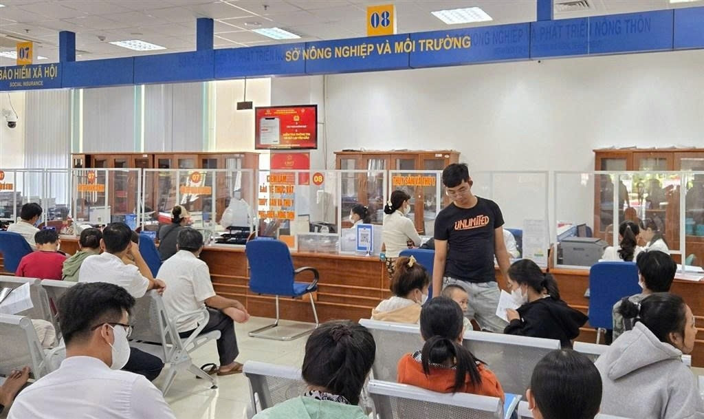 Trung tâm phục vụ hành chính công tỉnh Cà Mau