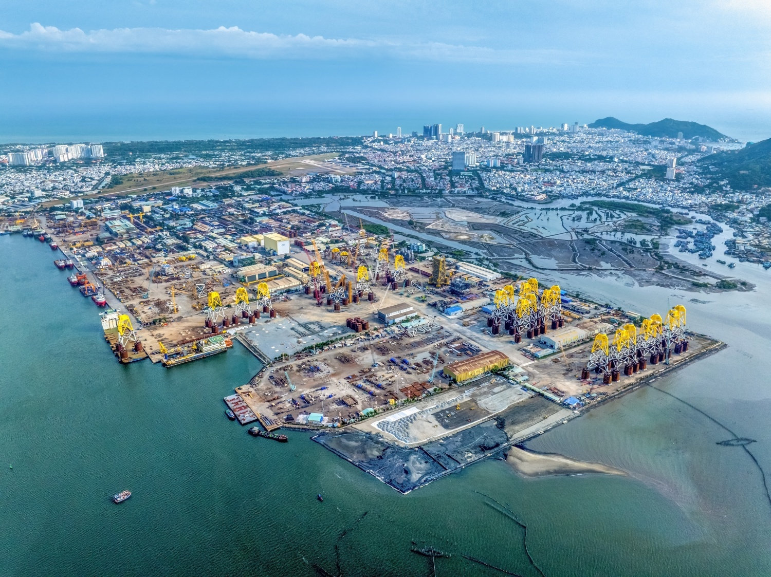 Petrovietnam EPC công trình dầu khí 1