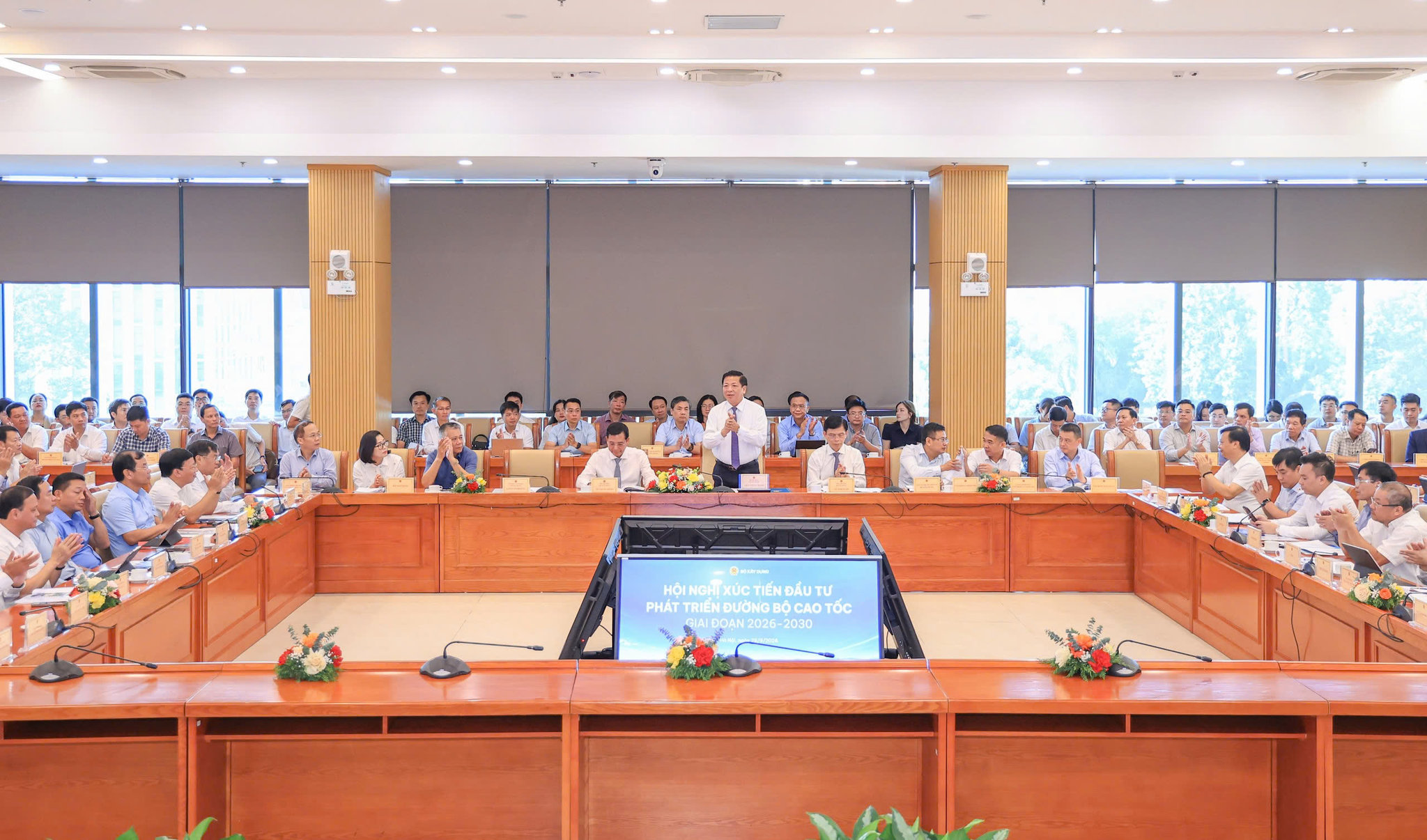 Toàn cảnh Hội nghị.02