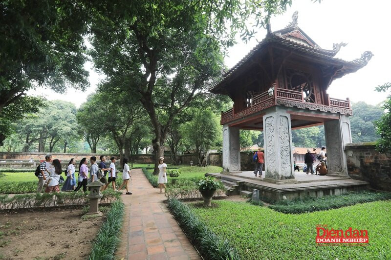 phat-trien-van-hoa-10.10.2.jpg