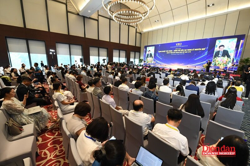 Diễn đàn “Doanh nhân tiên phong - Chính phủ kiến tạo trong kỷ nguyên mới” do VCCI tổ chức chiều nay 11/10