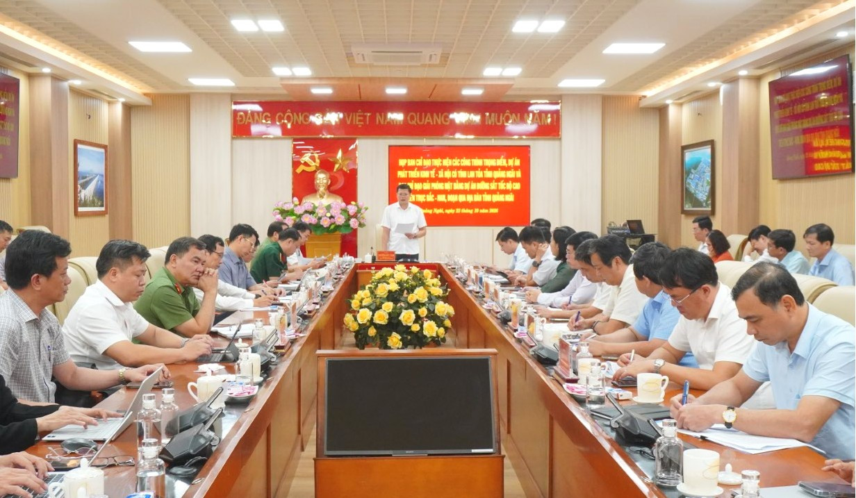 Quang cảnh phiên họp