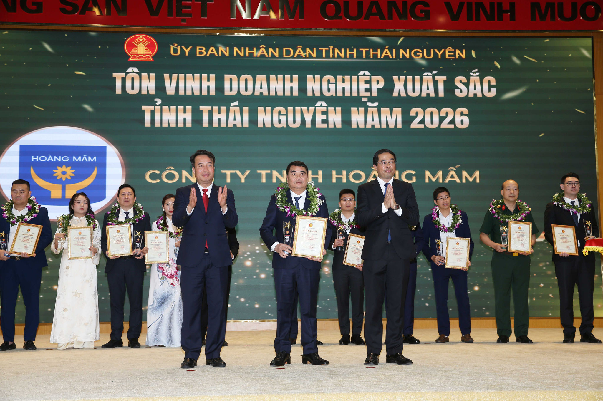 hoàng mấm