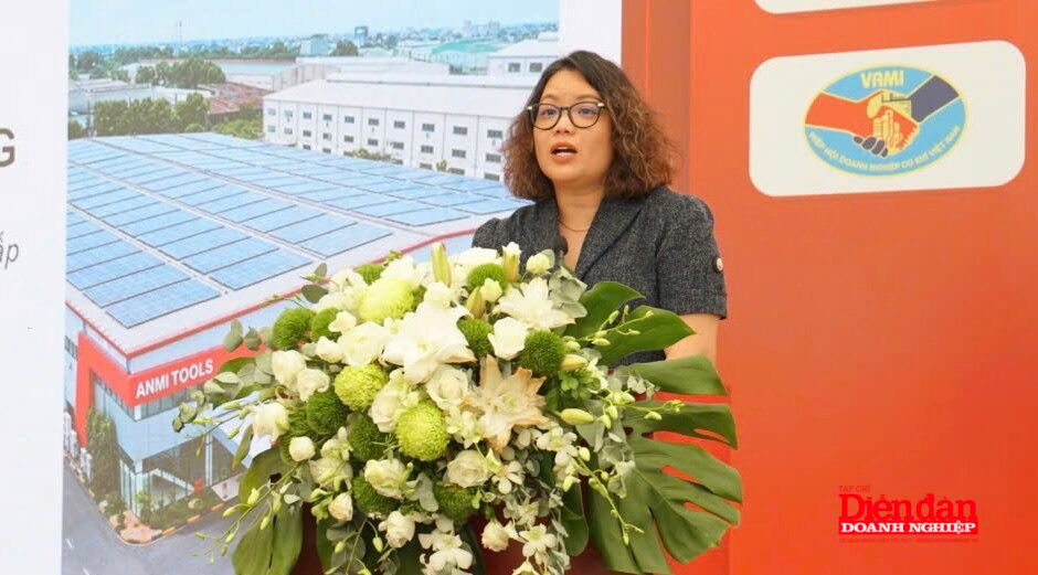 Ms Nguyet Anh