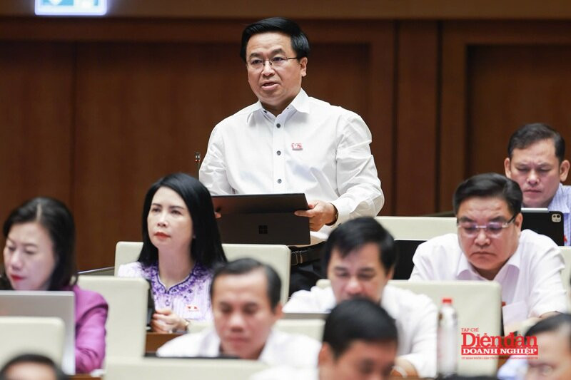 luat-chung-khoan-28.10.1.jpg