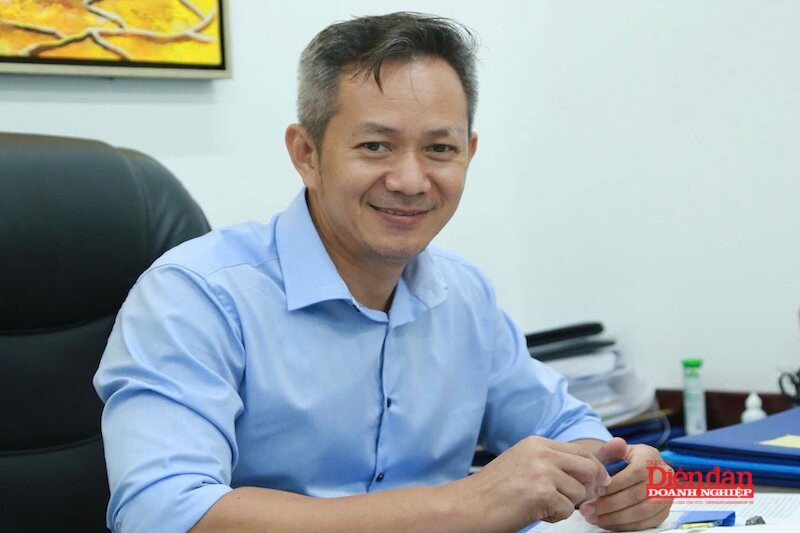 TS Dũng