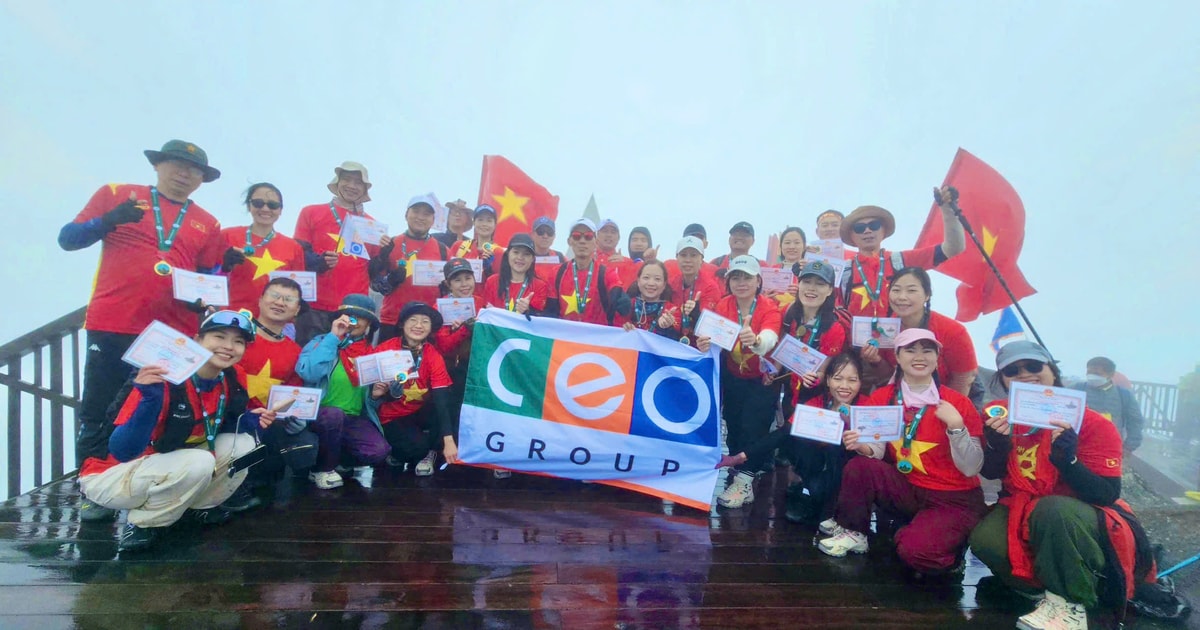 Chinh phục "nóc nhà Đông Dương" và văn hoá doanh nghiệp "One CEO Group, One Family, One team"