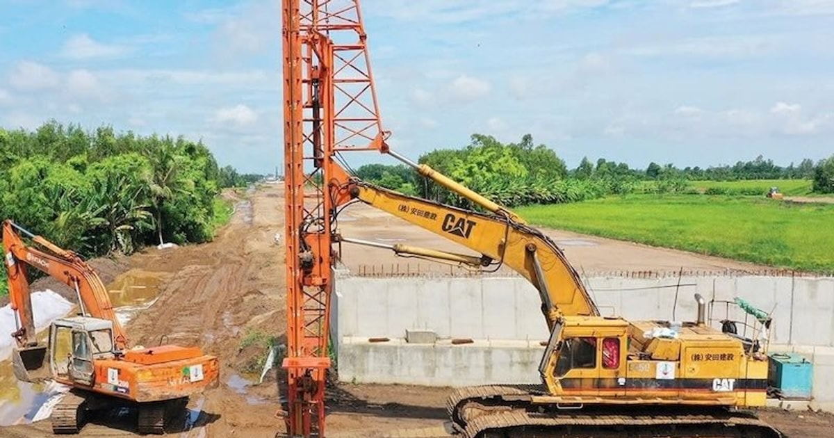 Cần có cơ chế cho nhà thầu trước áp lực giá nhiên liệu, vật liệu "leo thang"