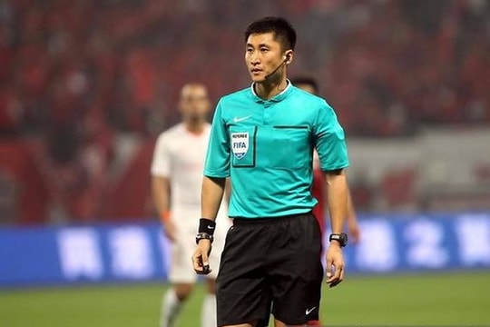 AFC thay đổi trọng tài từng xử ép Việt Nam ngay trước giờ G