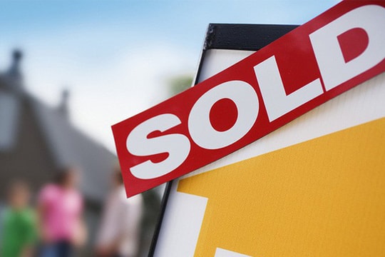 "Thủy chung" với doanh nghiệp thua lỗ: Chiến lược đầu tư sai lầm?