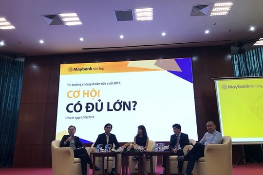 Cẩn trọng với mọi biến cố từ chiến tranh thương mại