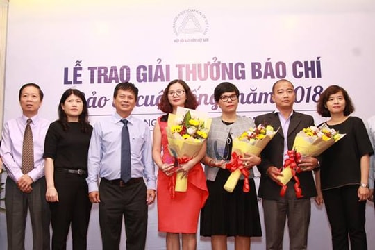 Hiệp Hội Bảo Hiểm Việt Nam trao giải thưởng báo chí