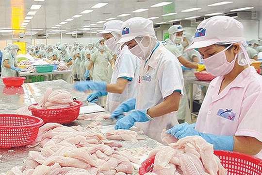 Đầu tư cổ phiếu theo chiến tranh thương mại