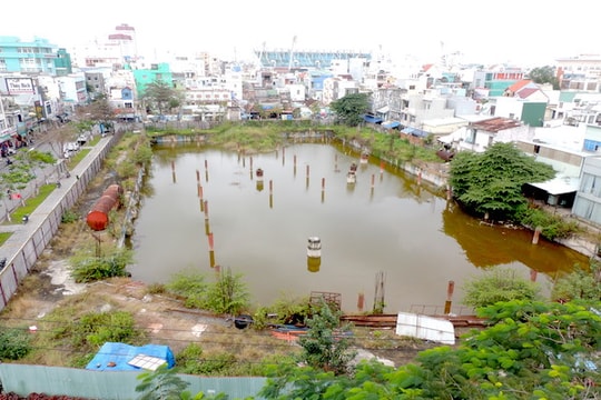 Bùng nổ căn hộ siêu sang (KỲ III): Bài học từ những dự án "hoành tráng trên giấy"