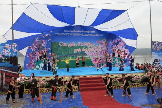 Điện Biên tưng bừng Lễ hội Hoa Anh Đào Pá Khoang năm 2019