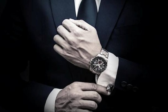 Thị trường đồng hồ bỏ ngỏ vì thiếu “tay chơi lớn”