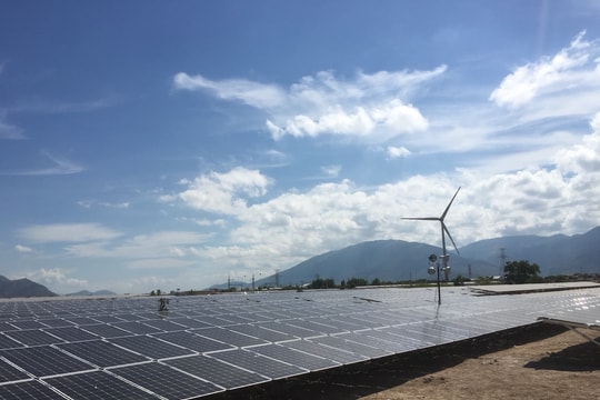 Trung Nam khánh thành giai đoạn 1 Tổ hợp năng lượng tái tạo 10.000 tỷ đồng