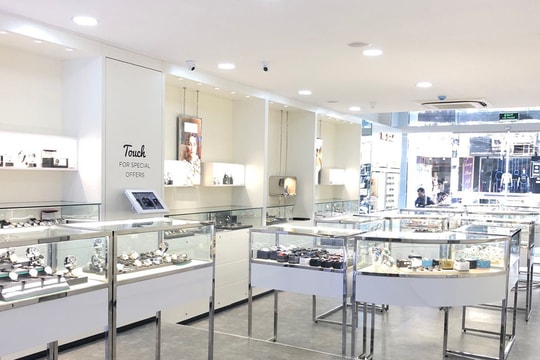 Doanh nghiệp bán lẻ đồng hồ giành thị phần trị giá 750 triệu USD/năm