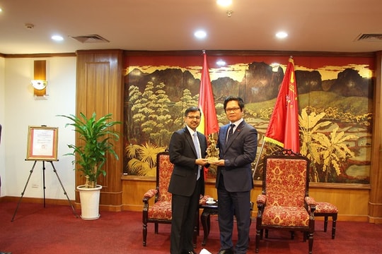 Việt Nam là trụ cột mạnh mẽ trong chính sách hướng Đông của Ấn Độ