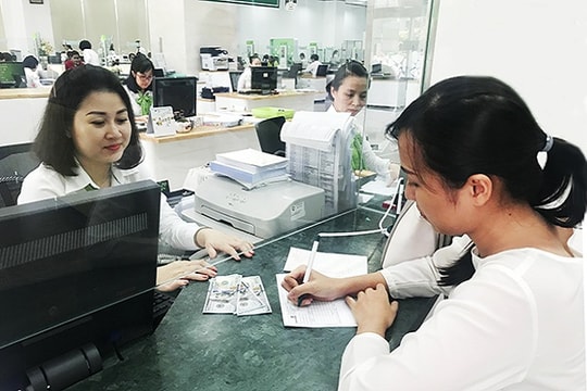 "Giải mã" biến động lạ của tỷ giá