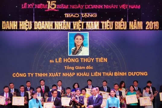 CEO IPPG 3 lần liên tiếp nhận Danh hiệu Doanh nhân Việt Nam tiêu biểu