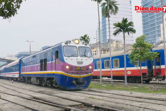 Vì sao đường sắt yếu thế, không cạnh tranh với ôtô, hàng không?