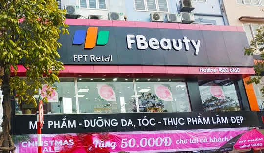 Thách thức chờ FPT Retail khi "lấn sân" bán mĩ phẩm