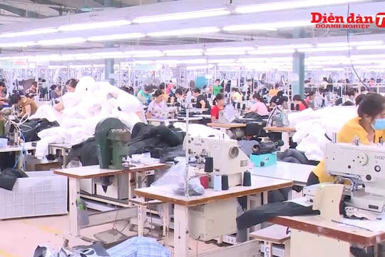 Liên tiếp chịu "cú sốc" doanh nghiệp dệt may xoay xở tìm giải pháp