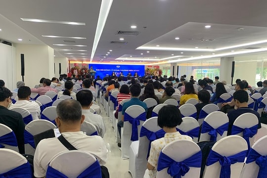 Hoàng Quân sẽ làm gì để đưa cổ phiếu về mệnh giá?