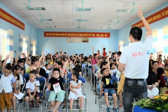 Chương trình “Sinh Con, Sinh Cha” tổ chức lần đầu tại miền Trung