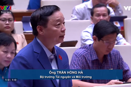 Bộ trưởng Trần Hồng Hà: Các điểm xảy ra sạt lở ở miền Trung là tổ hợp các dạng thiên tai