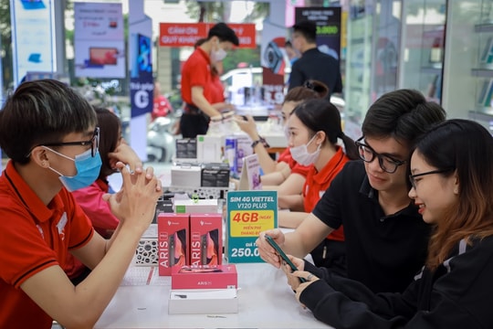 Smartphone giá 600 ngàn: “Vũ khí” đặc biệt trong chiến lược chuyển đổi số quốc gia