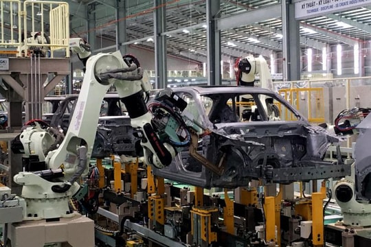 Tiếp tục đề xuất ưu đãi thuế cho ô tô Việt Nam