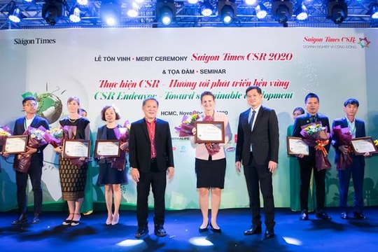 Home Credit Việt Nam được ghi nhận vì những đóng góp cho cộng đồng