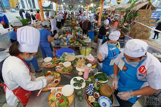 Độc đáo Hội thi nấu mỳ Quảng tại Đà Nẵng