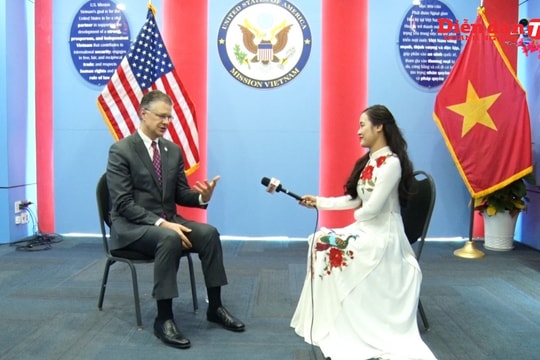 Đại sứ Hoa Kỳ Daniel J. Kritenbrink: "Trái tim tôi rung động vì Việt Nam"