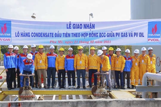 Lễ giao nhận lô Condensate đầu tiên theo hợp đồng BCC giữa PV GAS và PVOIL