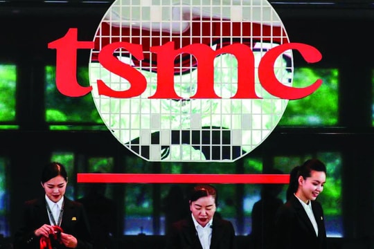 TSCM "xưng vương"